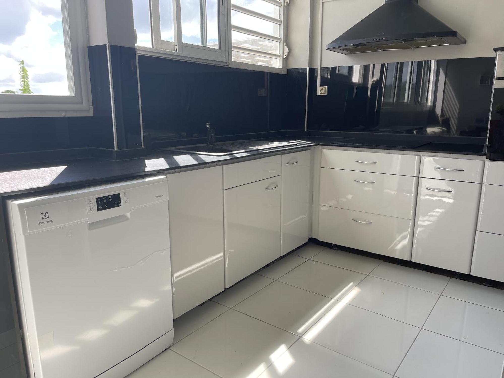 Appartement Lalau Avec Vue Sur La Mer Et Piscine Schoelcher Eksteriør bilde